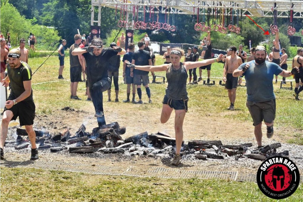 If you look closely, you can see me in the background FINISHING the rings! *Happy dance!*